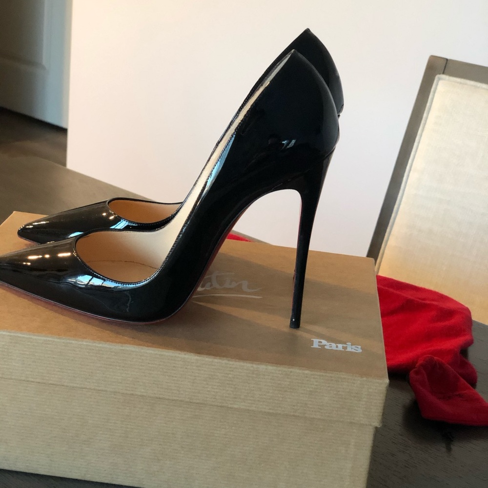 Christian Louboutin So Kate 120mm